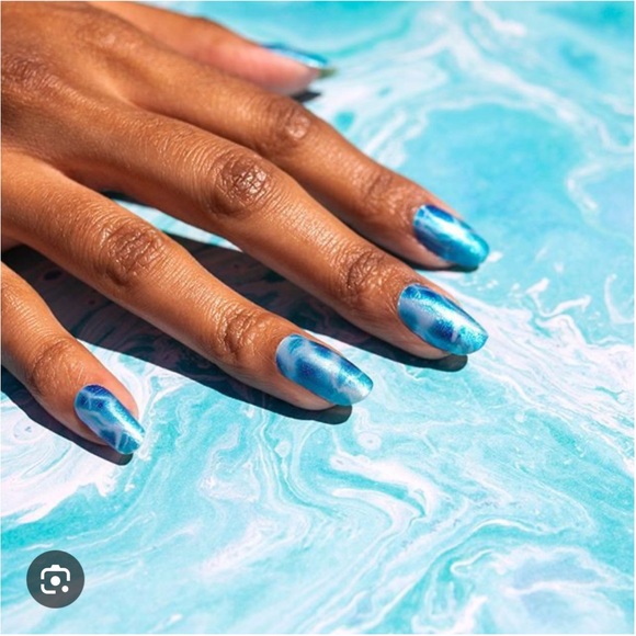 Color Street Mystery Bundle (5 NWT Sets) | Glitter Holiday Retired Solid Mixture - Picture 6 of 8